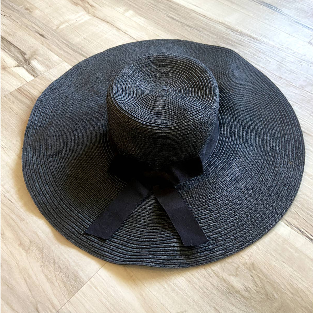 TARGET Woven Floppy Straw Hat With Bow - Picture 2 of 7